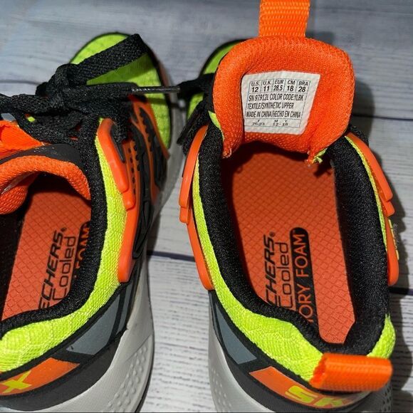 Skechers Boy’s Turbo Spike Galvor Yellow/Black - Picture 5 of 7